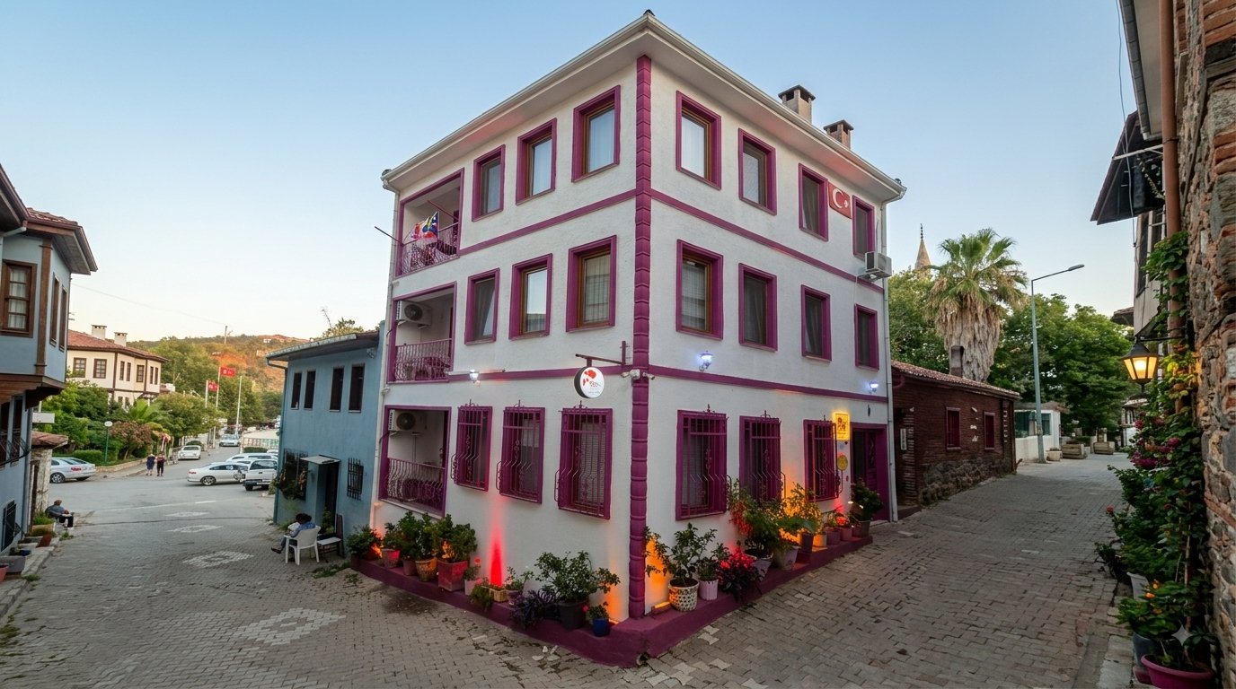 Nar Çiçeği Otel Tirilye 2