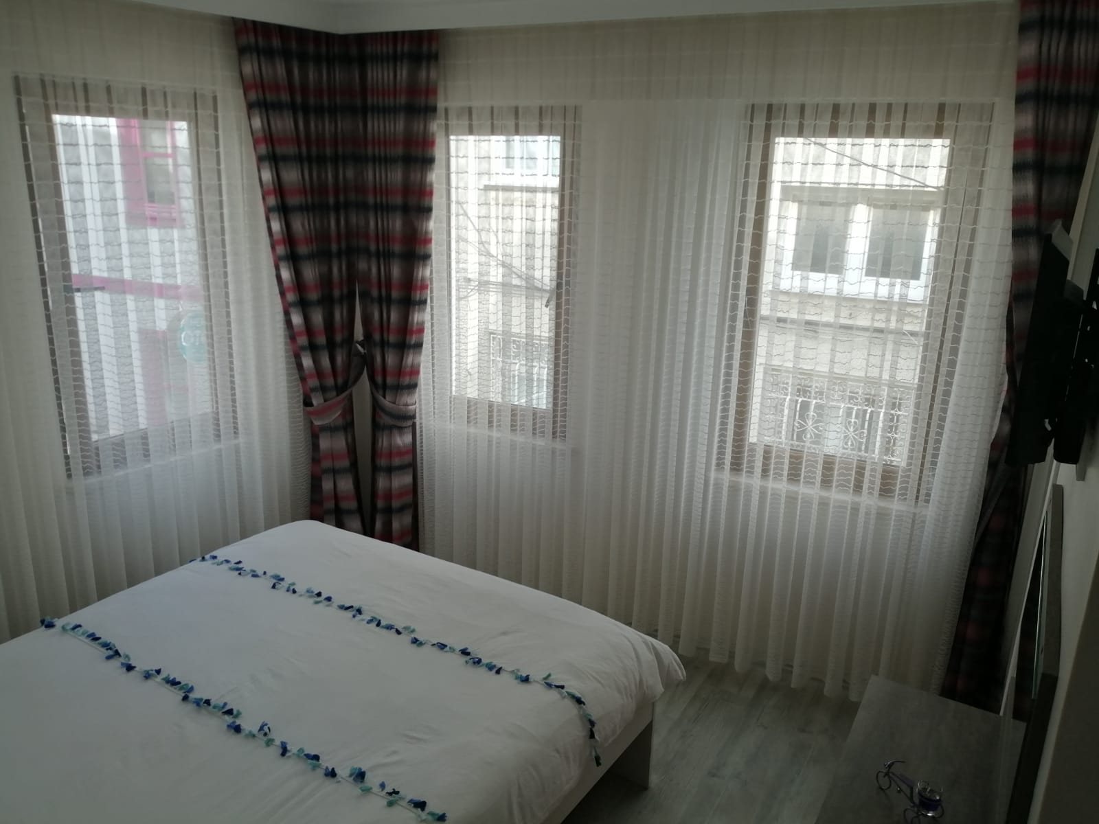 4 Köşe Kara Manzaralı